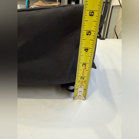 Herschel Supply Co. Black Backpack | Classic Everyday School Travel Bag - Picture 15 of 15